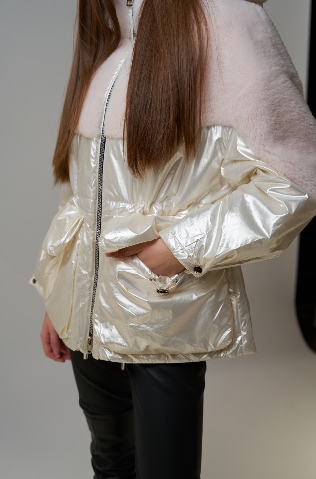 Куртка из шерсти мериноса комбинированная балонью с капюшоном цвет жемчуг