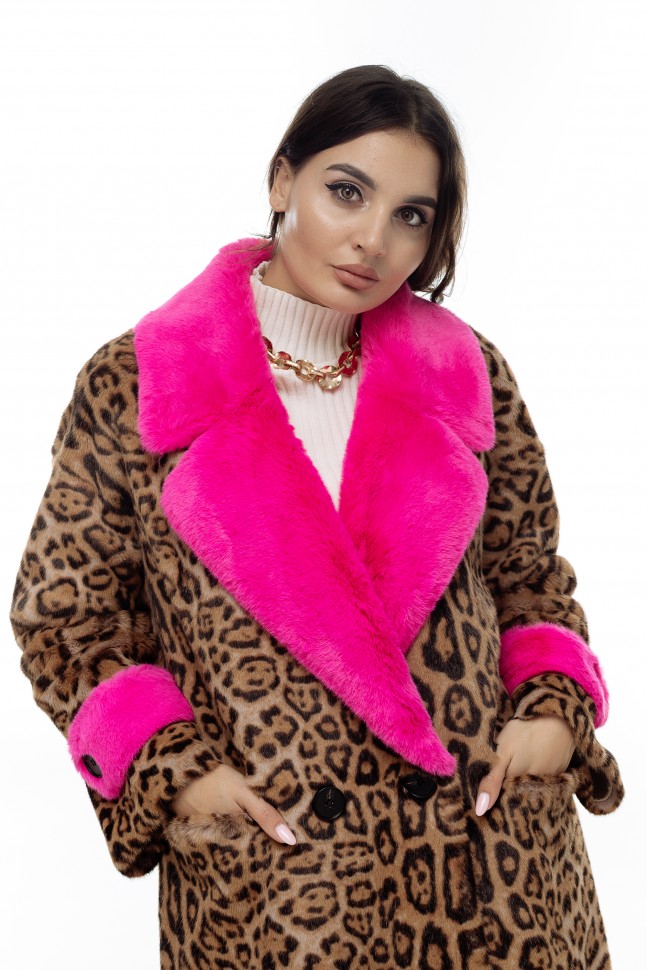 Пальто из искусственного меха цвет леопард/розовый