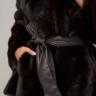 Пальто женское из меха норки ворот-хомут с баской цвет горький шоколад дл.65